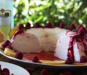 Receita de Molotof com Molho de Framboesas