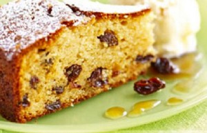 Receita de Bolo de Passas e Avelãs