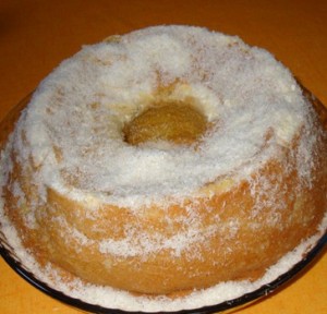 Receita de Bolo de Amendoa e coco