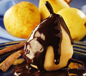 Receita de Peras em Calda com chocolate