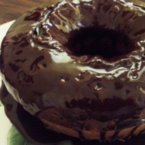 bolo com beterraba e barrado com chocolate